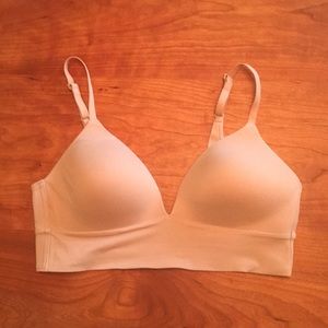 GapBody ‘Live-In Pretty’ Bralette